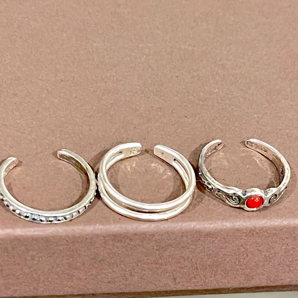 Silpada Set Of Three Sterling Silver Toe Rings - image 3